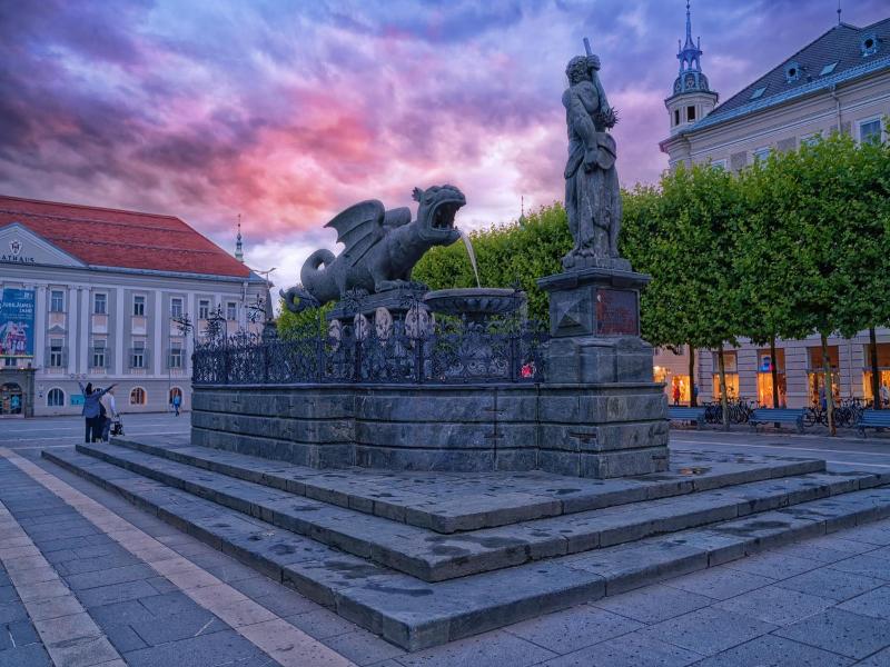 Jugend Und Familiengv Stehaus Klagenfurt image