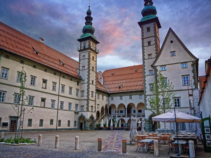 Jugend Und Familiengv Stehaus Klagenfurt image