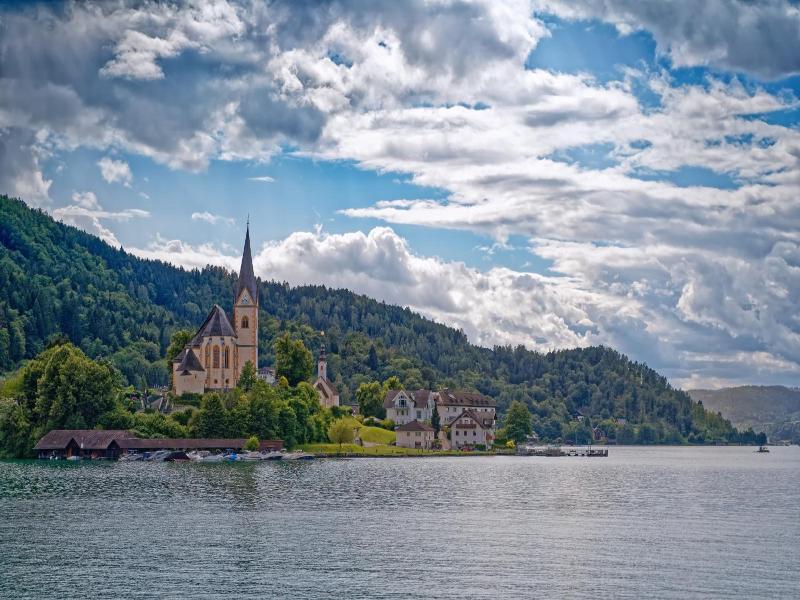 Jugend Und Familiengv Stehaus Klagenfurt image