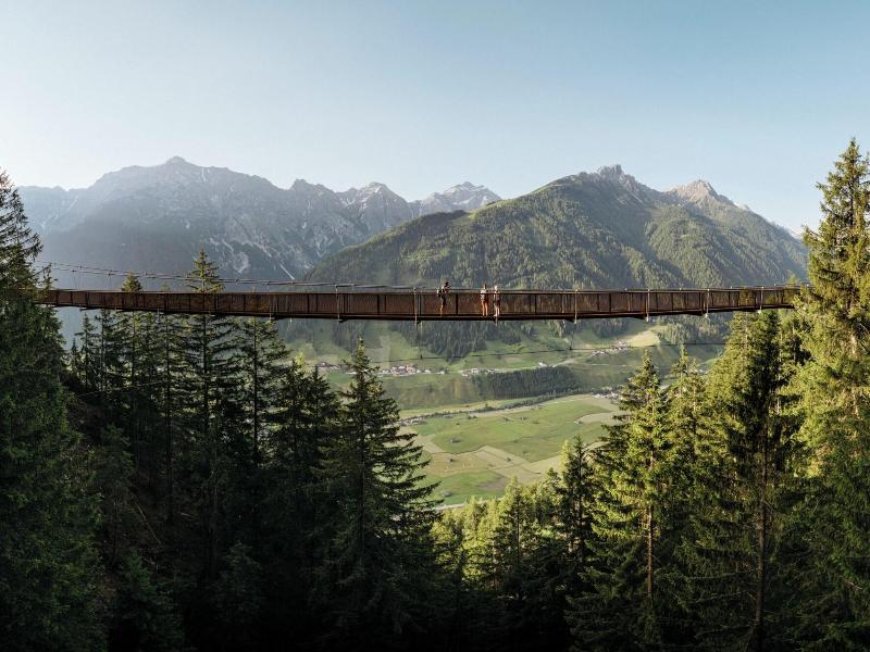 Hotel Stubai image
