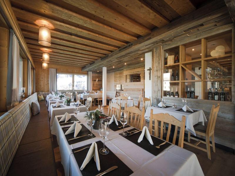 Hotel Stubai image