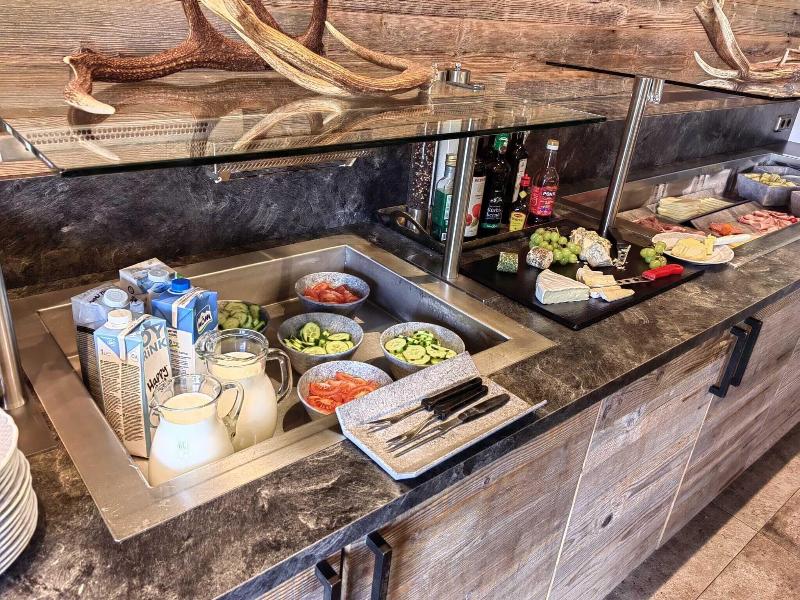 Hotel Stubai image
