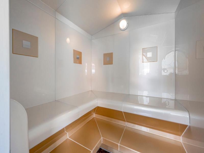 Hotel Almhof image