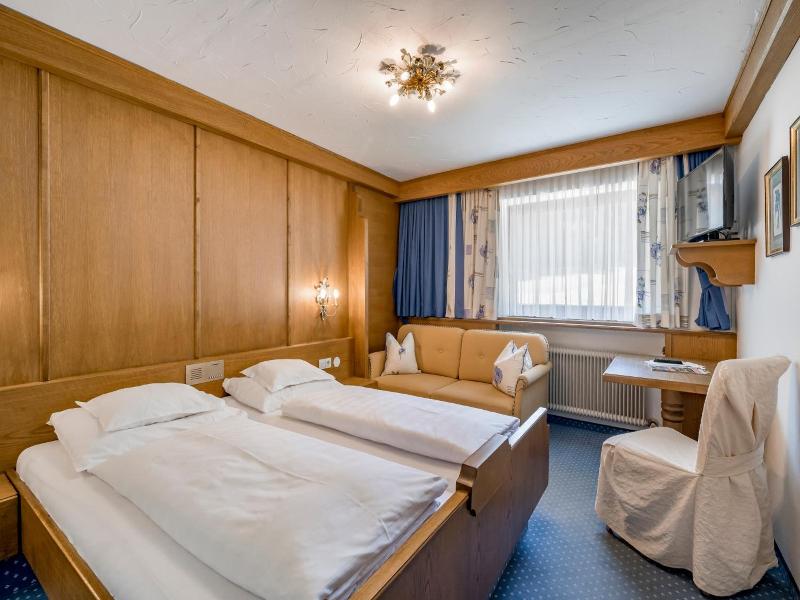 Hotel Almhof image
