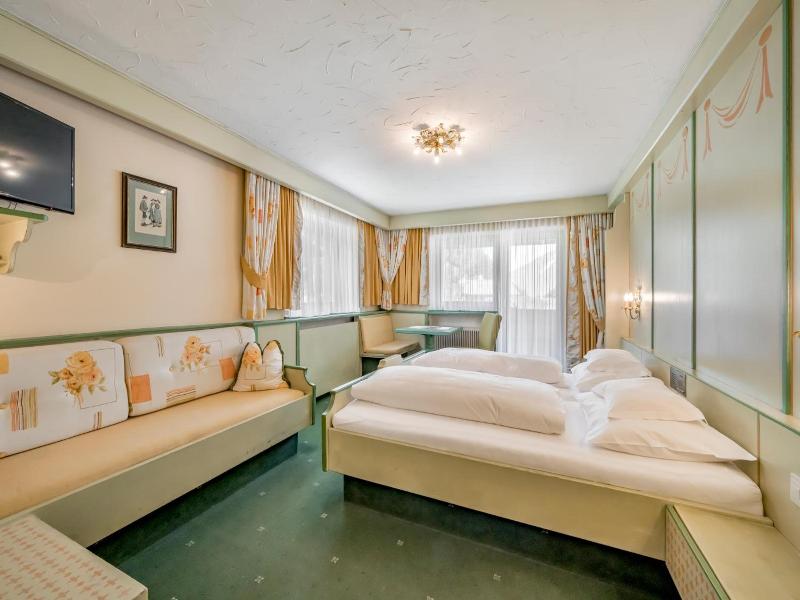 Hotel Almhof image