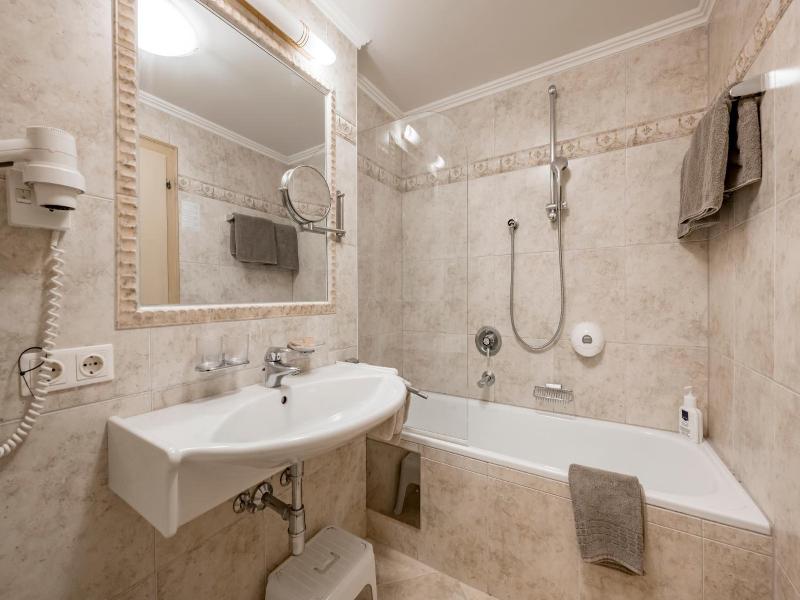 Hotel Almhof image