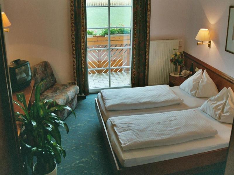 Radhotel Schischek image