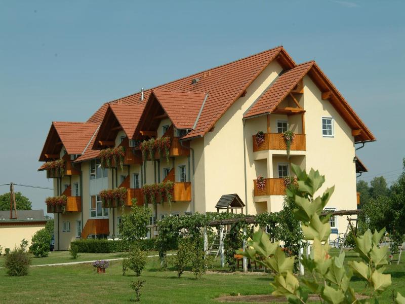 Radhotel Schischek image