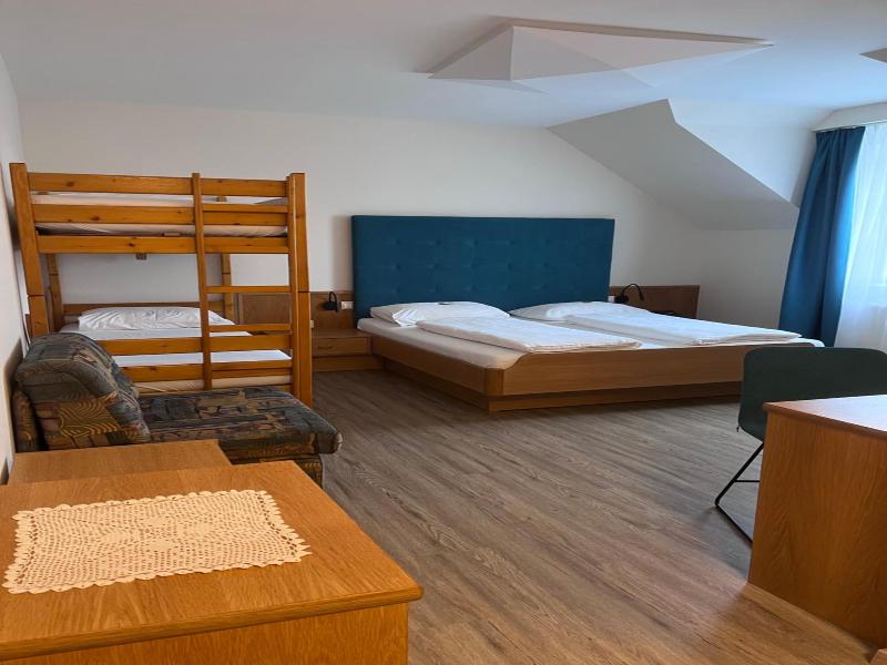 Radhotel Schischek image