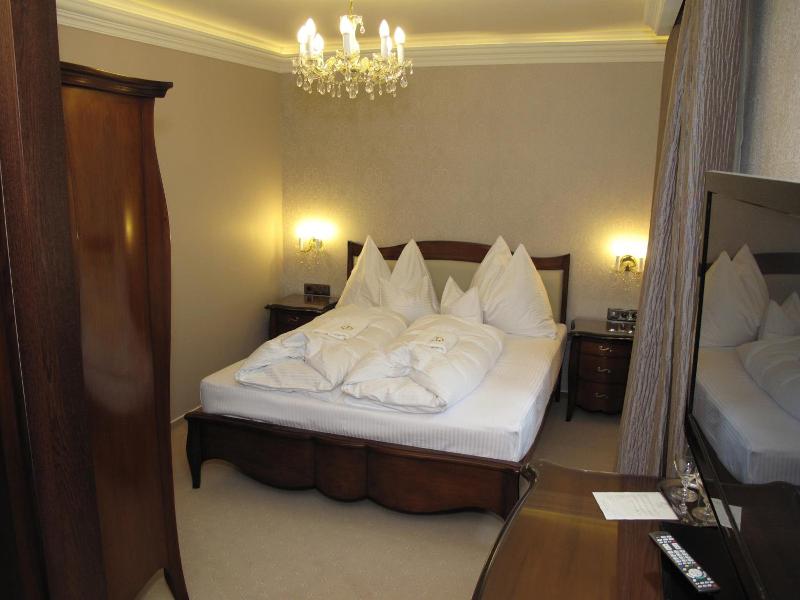 Hotel Zum Heiligen Geist image
