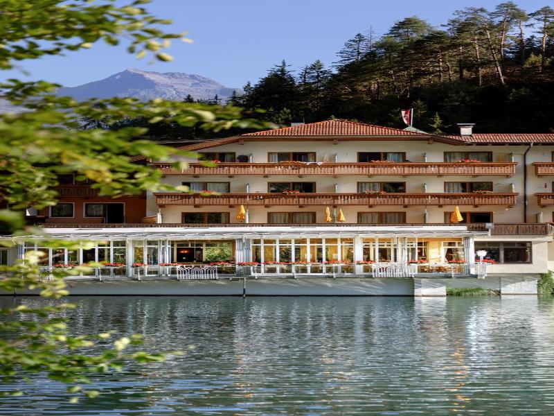 Parkhotel Tristachersee image
