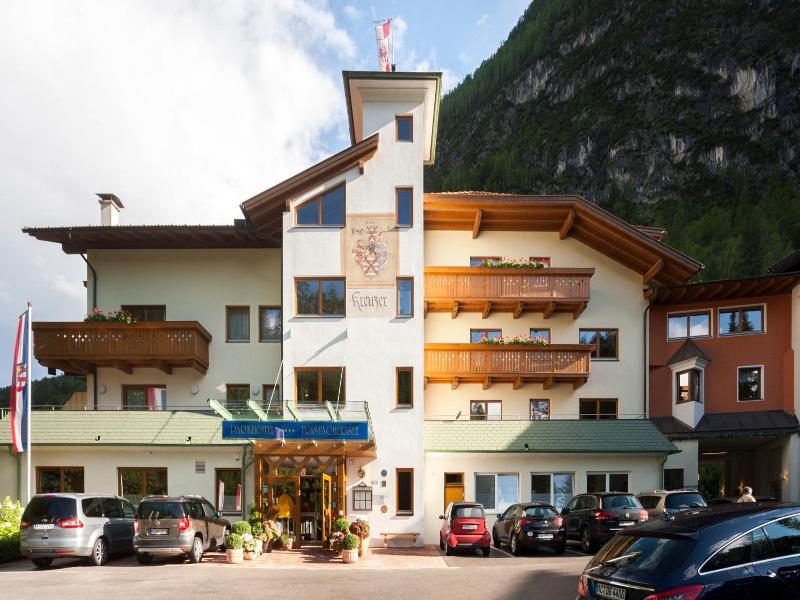 Parkhotel Tristachersee image