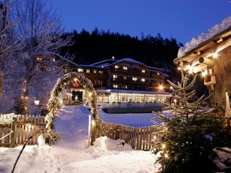 Parkhotel Tristachersee image