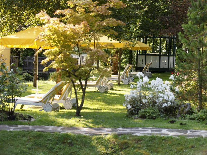 Parkhotel Tristachersee image