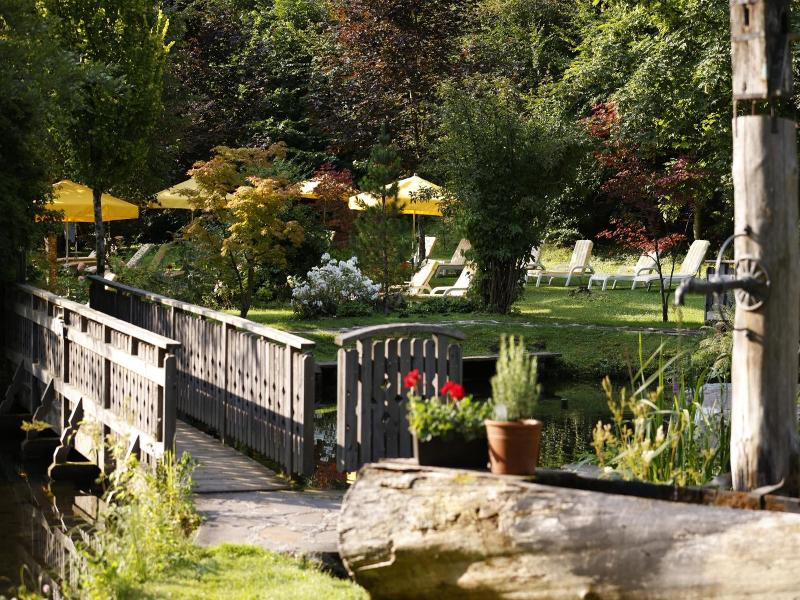 Parkhotel Tristachersee image