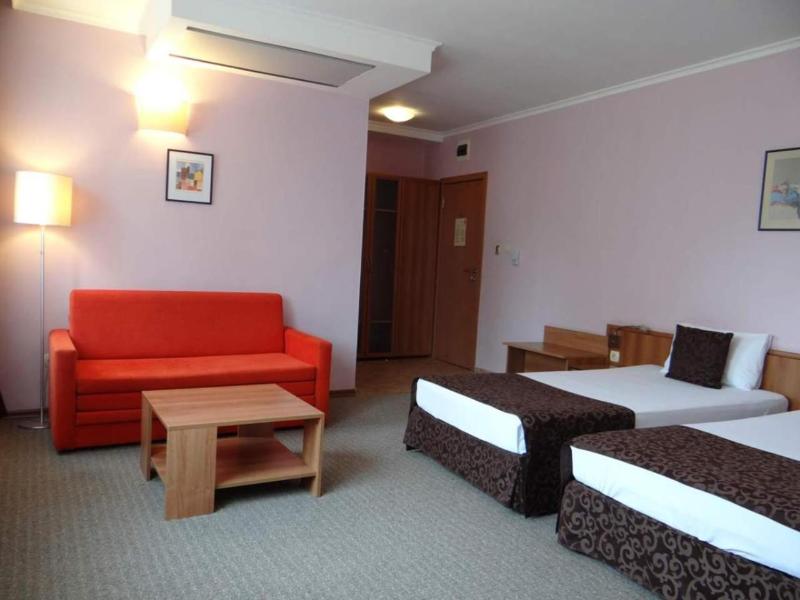 Hotel Real image