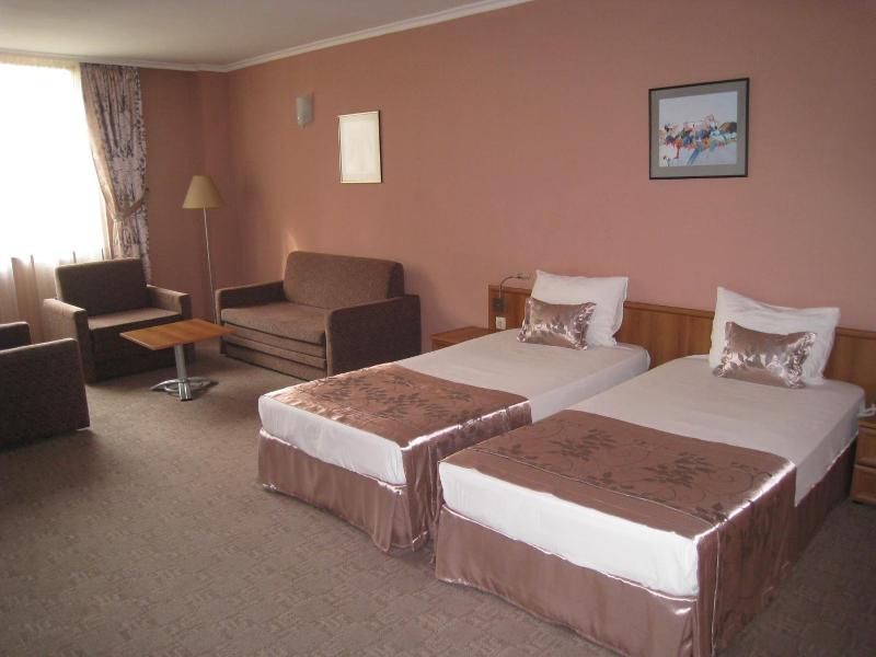 Hotel Real image