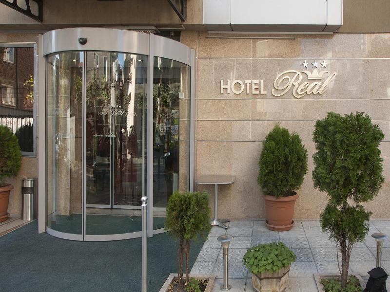 Hotel Real image