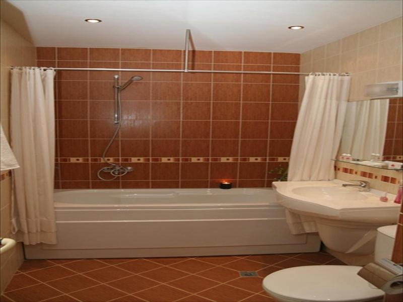 Hotel Real image
