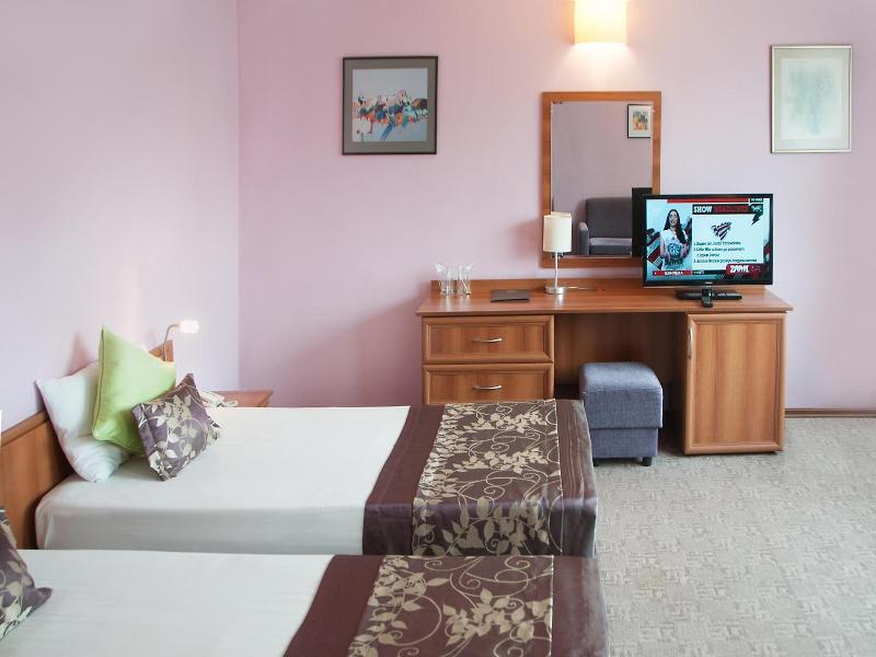 Hotel Real image