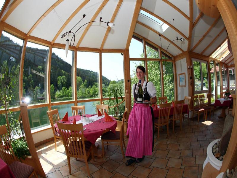 Seegasthof Breineder Familien Seminarhotel image