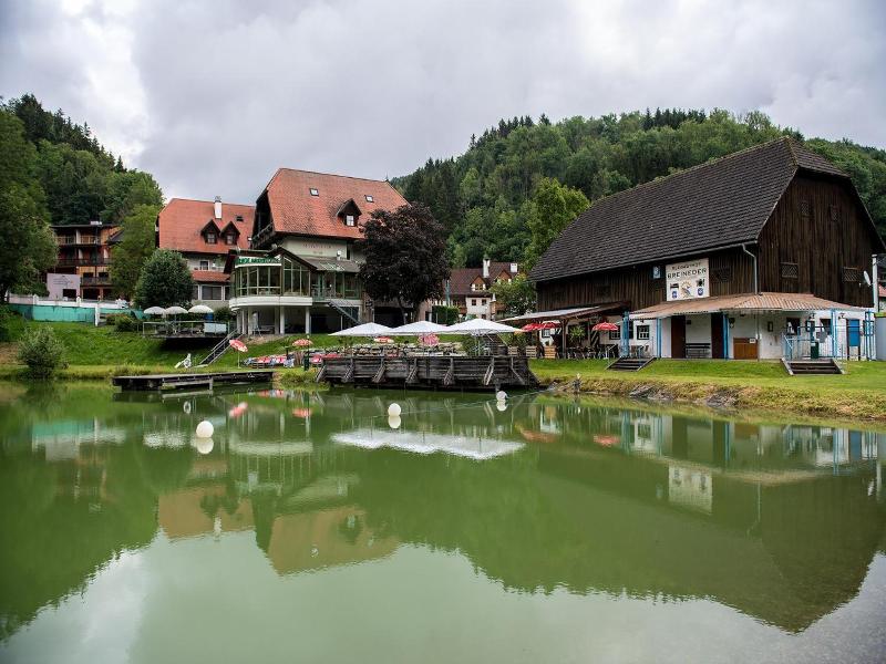 Seegasthof Breineder Familien Seminarhotel image