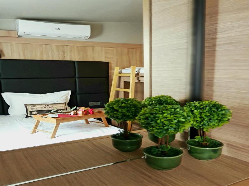 Hotel Allur image