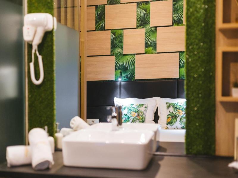 Hotel Allur image