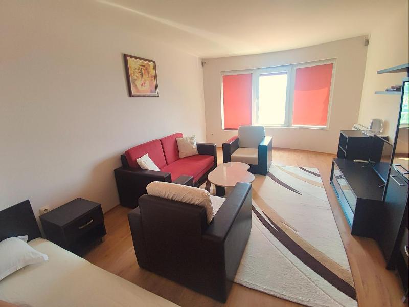 Hotel Avis image