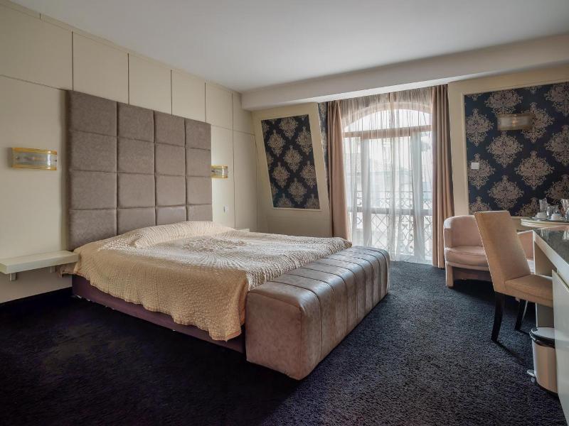 Hotel Concorde image