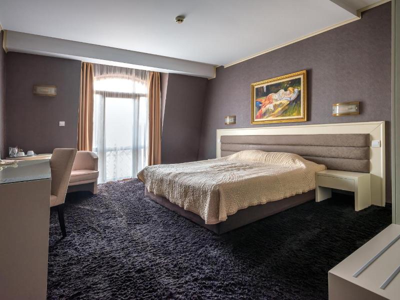 Hotel Concorde image