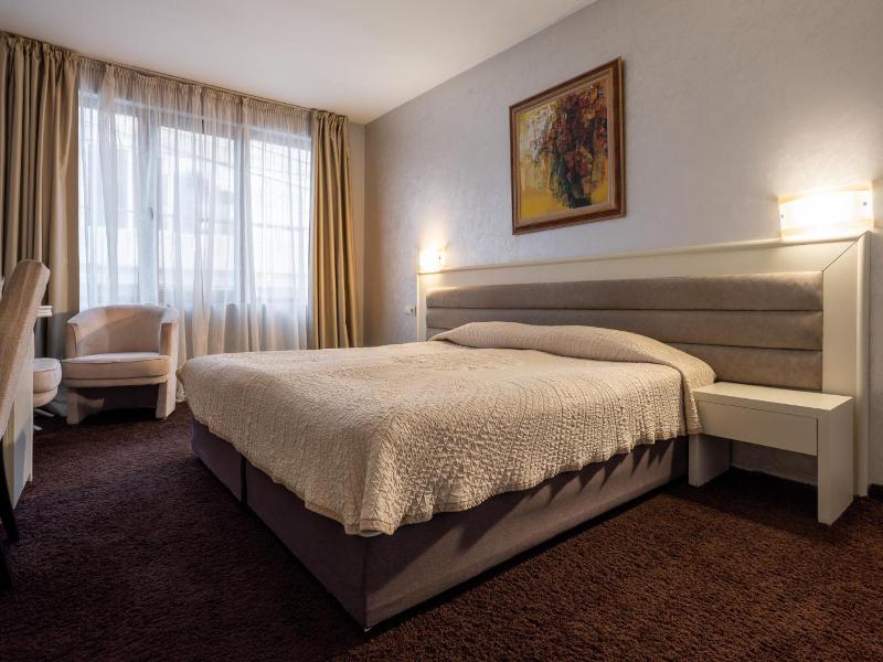 Hotel Concorde image