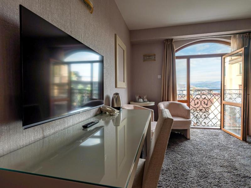 Hotel Concorde image