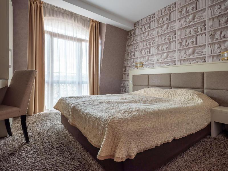 Hotel Concorde image