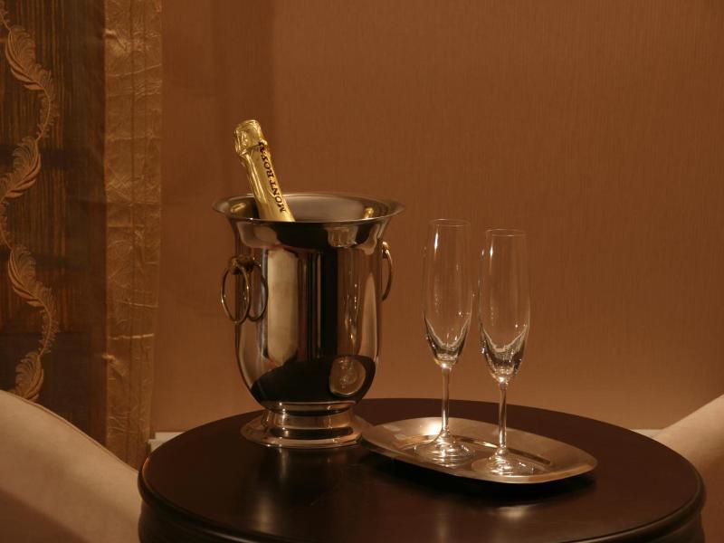 Hotel Concorde image