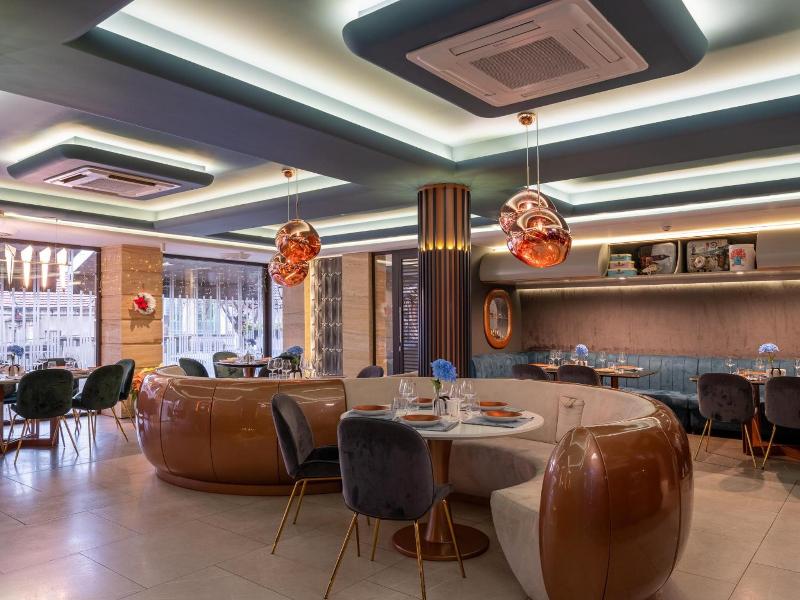 Hotel Concorde image
