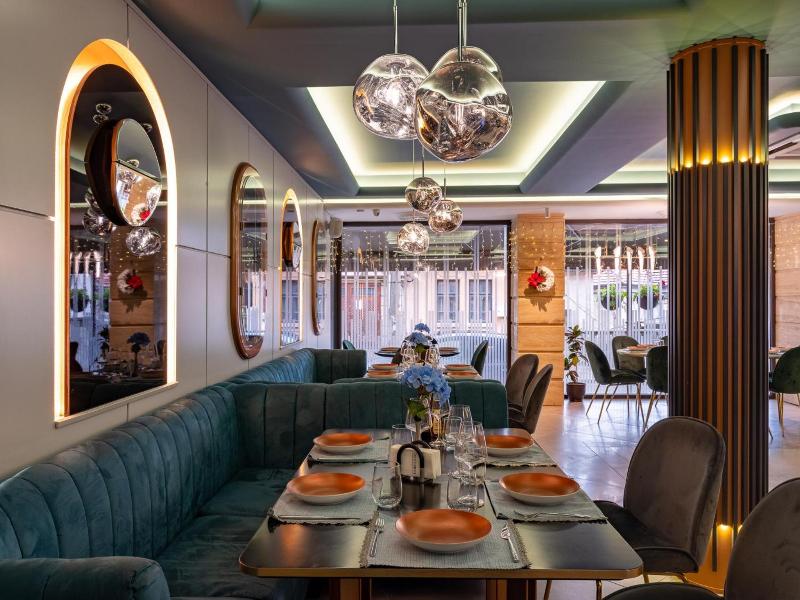 Hotel Concorde image