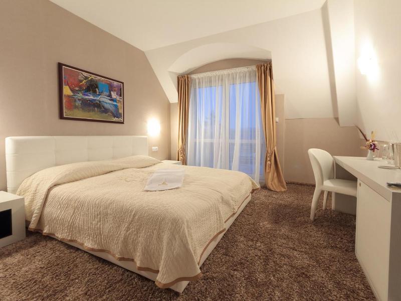 Agusta Spa Hotel image