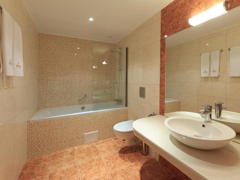 Agusta Spa Hotel image