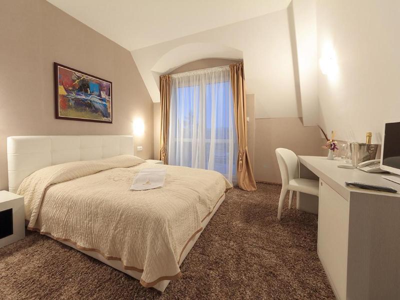 Agusta Spa Hotel image