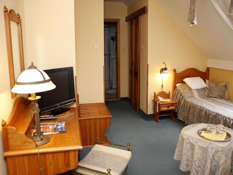 Lv Vay Villa Hotel image