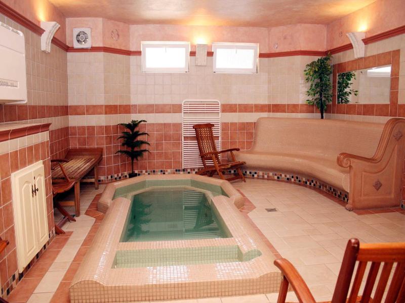 Lv Vay Villa Hotel image