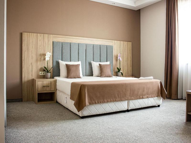 Sps Hotel image