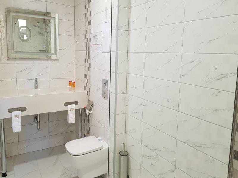 Sps Hotel image
