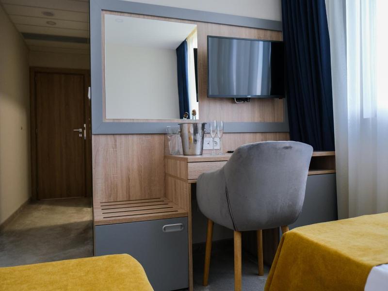 Sps Hotel image