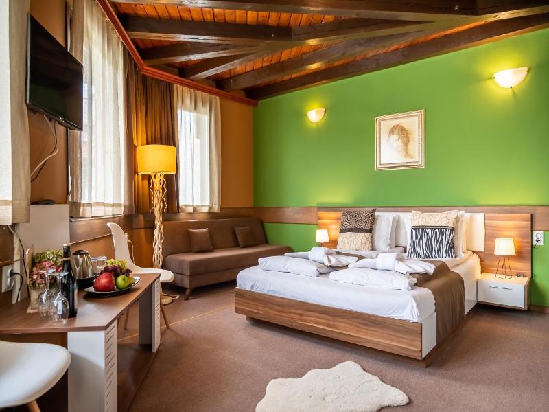 Grami Hotel image