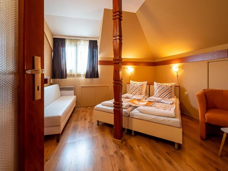 Grami Hotel image