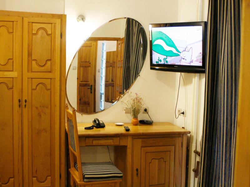 Park Hotel Amfora image
