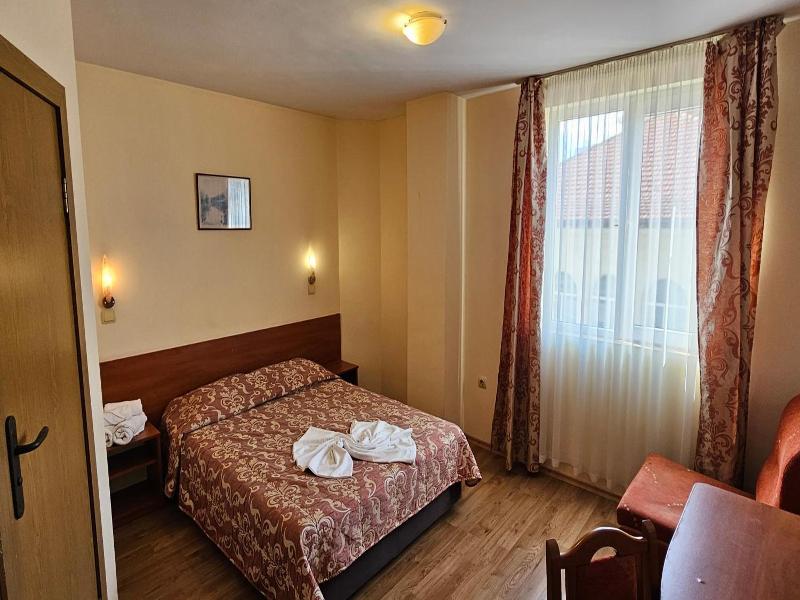 Caprice Family Hotel image