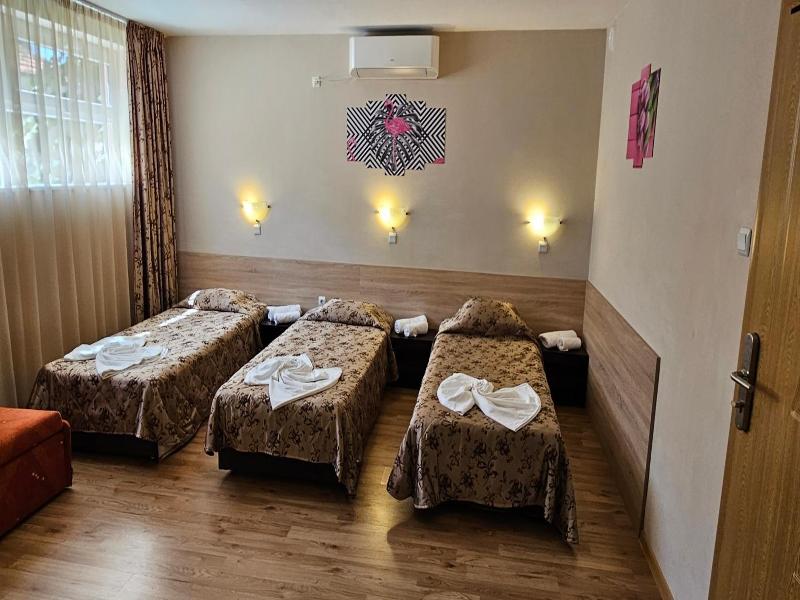 Caprice Family Hotel image